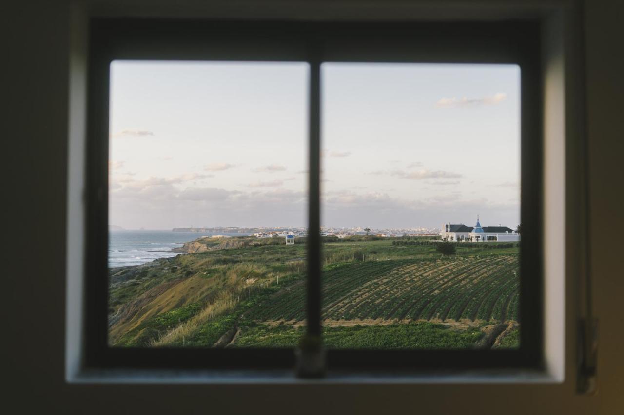 Best Houses 73 - Lovely View Sao Bernardino Atouguia Da Baleia Bagian luar foto